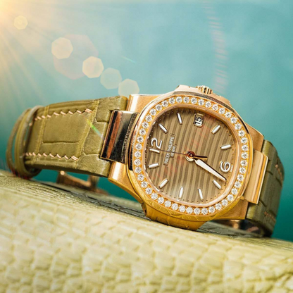 pear-green-alligator-leather-strap-for-patek-philippe-nautilus-7010r-rosegold-lades-black-watch.png