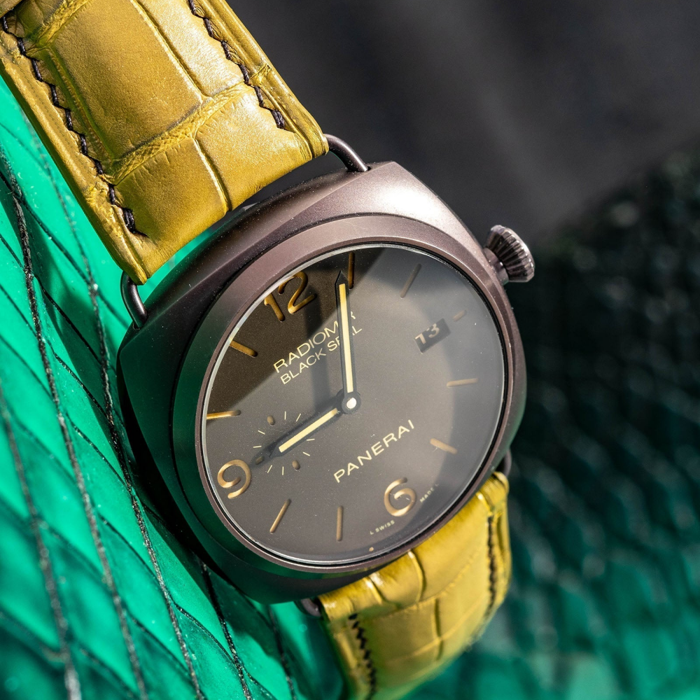 pear-green-alligator-leather-watch-strap-for-Panerai-Radiomir-watch.png