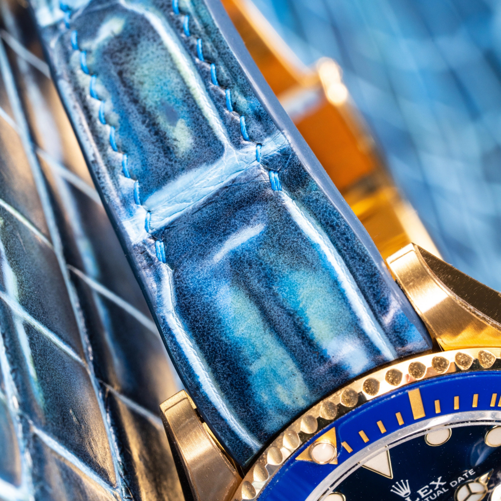 pearl-blue-alligator-leather-strap-for-rolex-submariner-41mm-lug.png