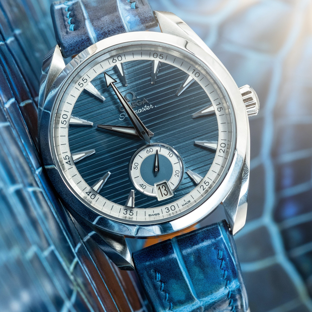 pearl-blue-alligator-strap-for-omega-seamaster.png