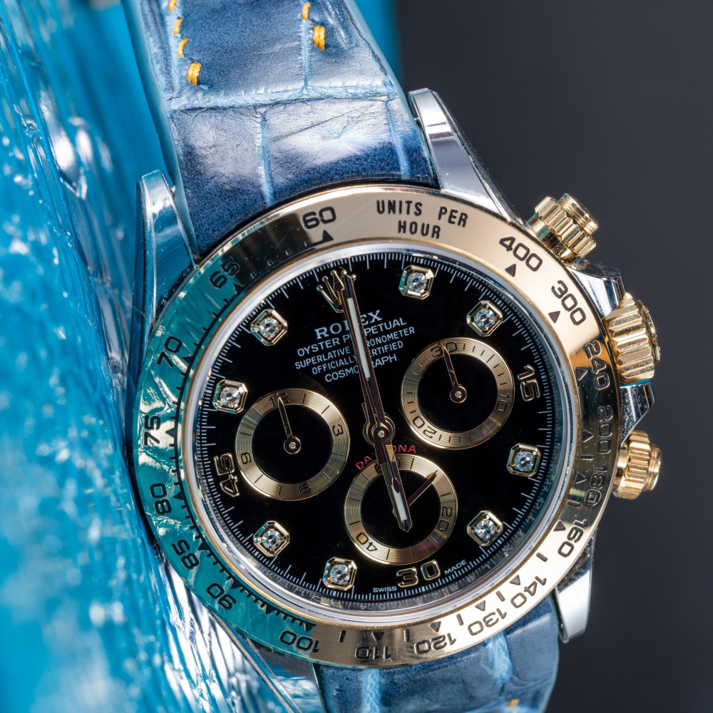pearl-blue-alligator-strap-for-rolex-daytona-watch.png