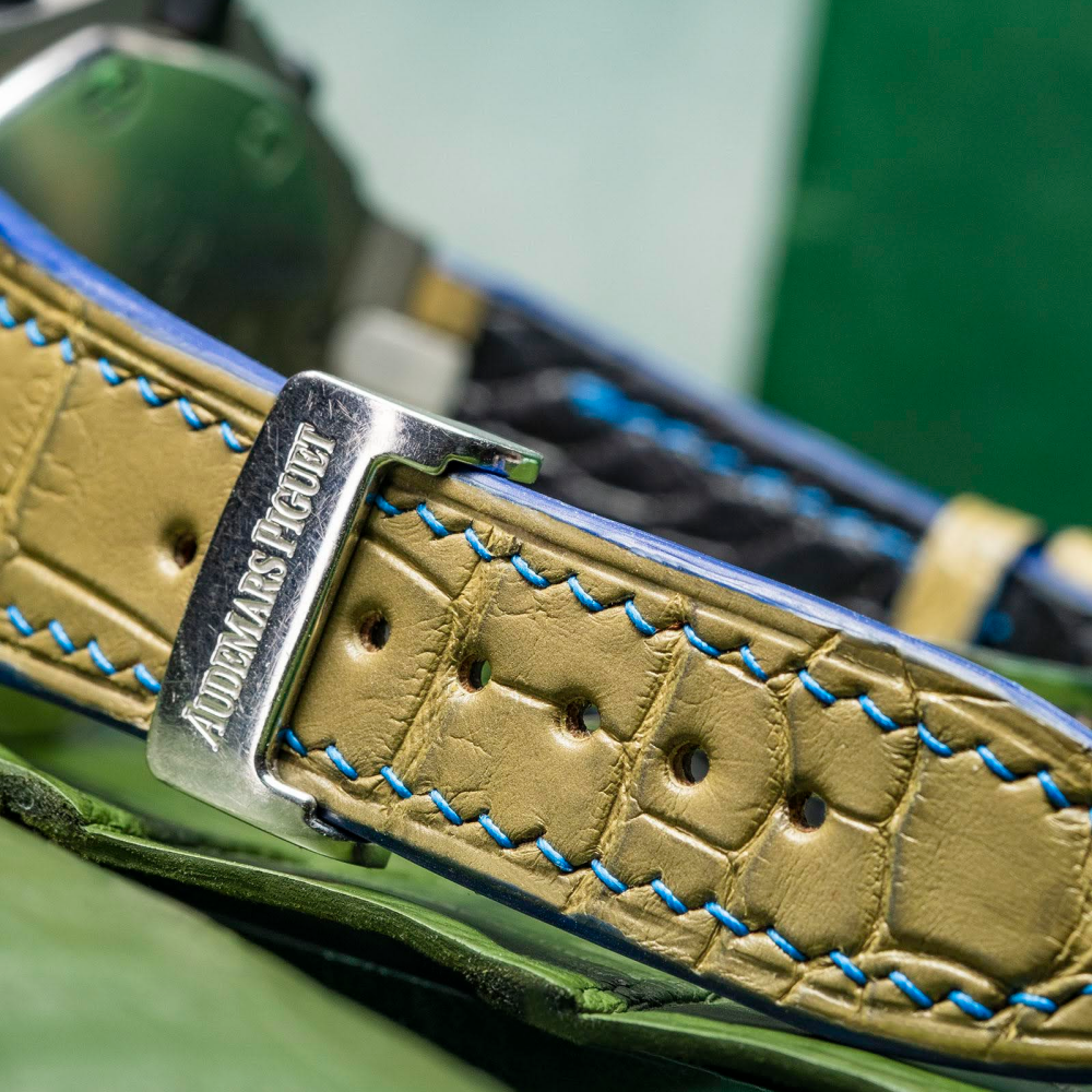 pearl-green-alligator-leather-strap-for-ap-royal-oak-shore-42mm-leather.png
