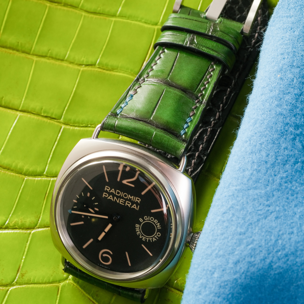pine-green-alligator-leather-watch-strap-for-Panerai-Radiomir-watch.png