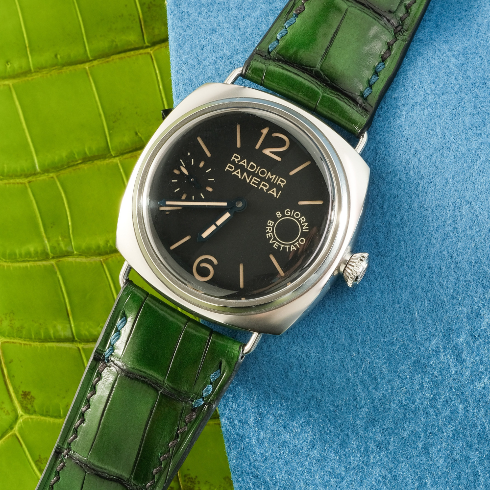 pine-green-alligator-leather-watch-strap-for-Panerai-Radiomir.png