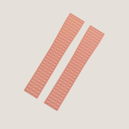 pink-rubber-strap-for-patek-philippe-aquanaut-5067a.png