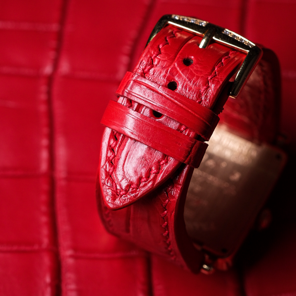 red-alligator-leather-strap-for-franck-muller-master-square-backside.png