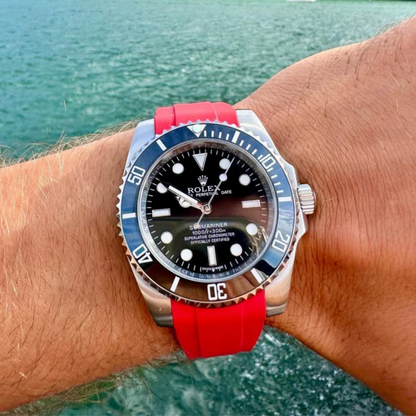 red-deployant-rubber-strap-for-rolex-submariner-onhand.png