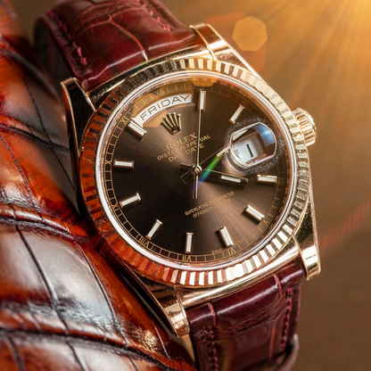 reddish-brown-alligator-leather-strap-Rolex-day-date.png