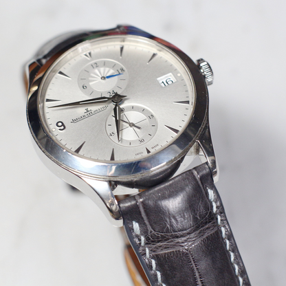 silver-alligator-leather-strap-jaeger-lecoultre-master-control-hometime.png