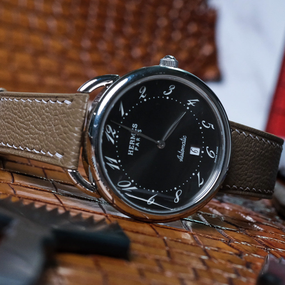 taupe-chevre-leather-strap-for-hermes-arceau.png