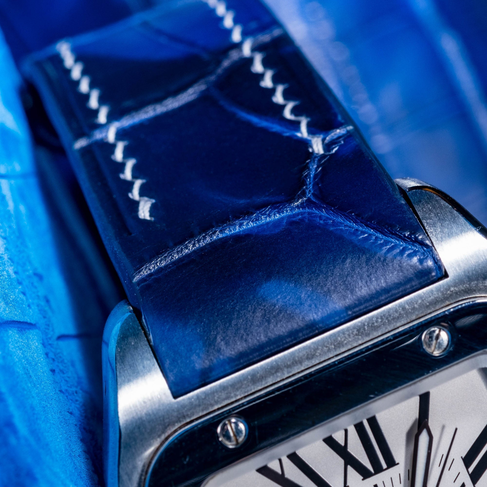 tie-dye-blue-alligator-leather-srap-cartier-santos-100-lug.png