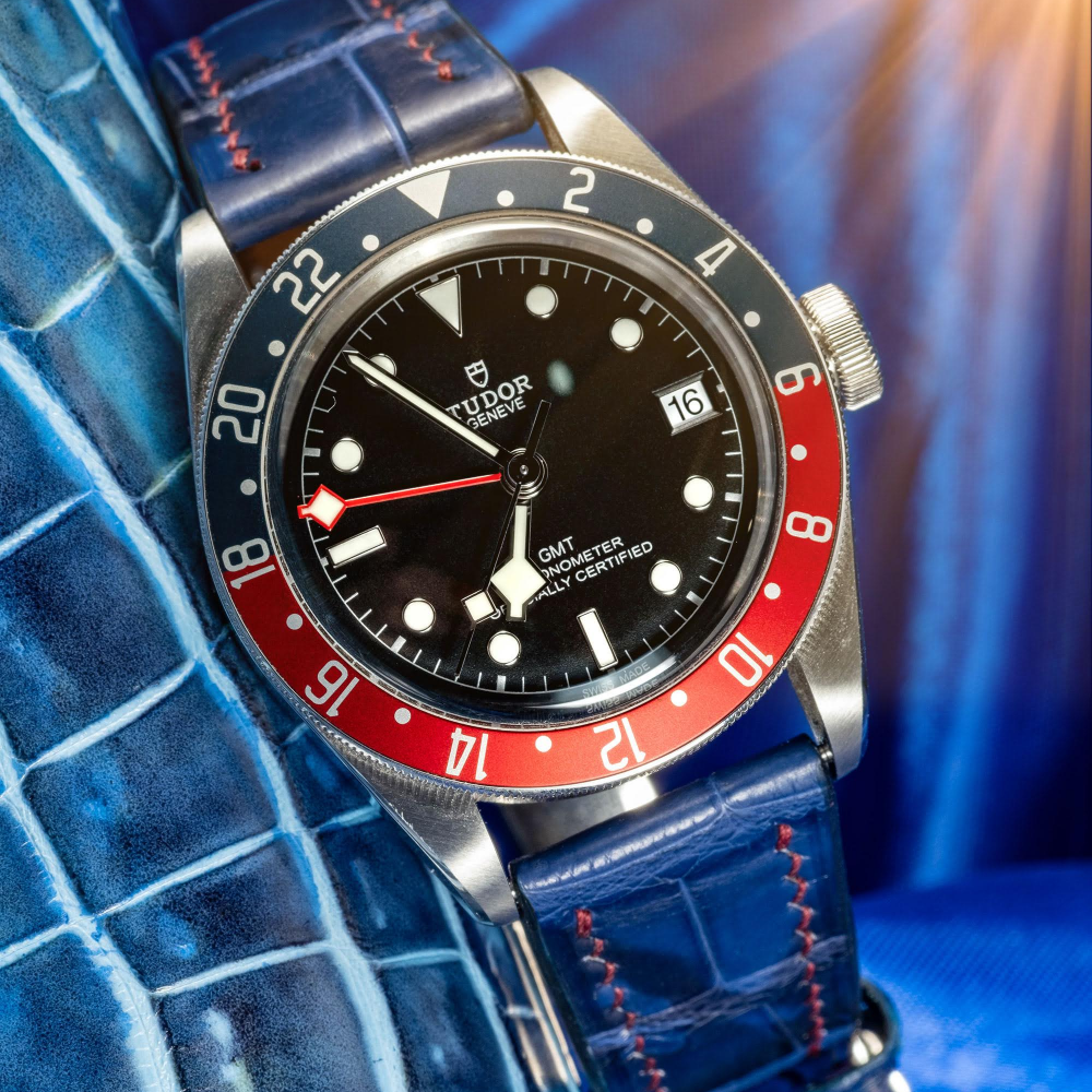 tie-dye-blue-alligator-leather-strap-for-tudor-black-bay-gmt-red-stitching.png