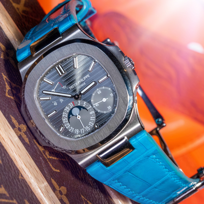 tiffany-blue-alligator-leather-watch-strap-for-Patek-Philippe-Nautilus.png