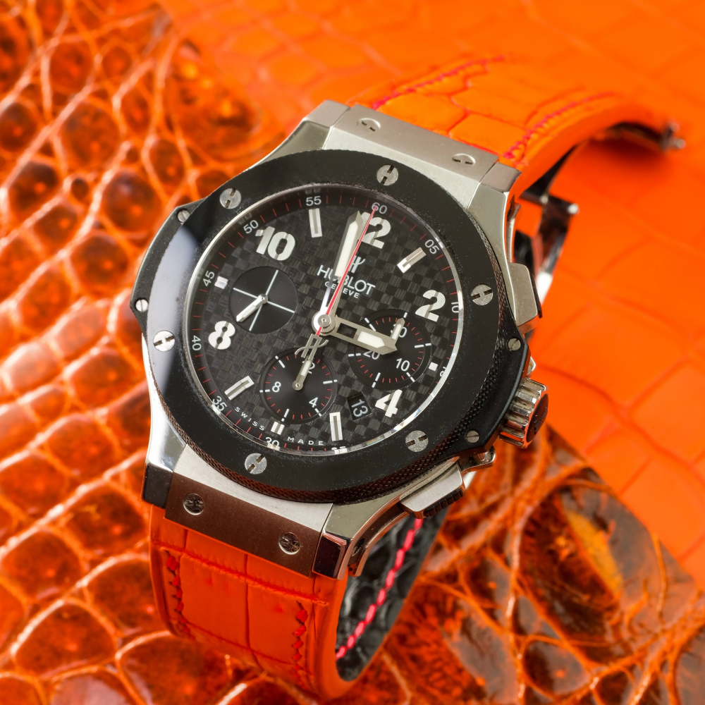 volcanic-orange-alligator-leather-strap-for-Hublot-big-bang-ceramic-black.png