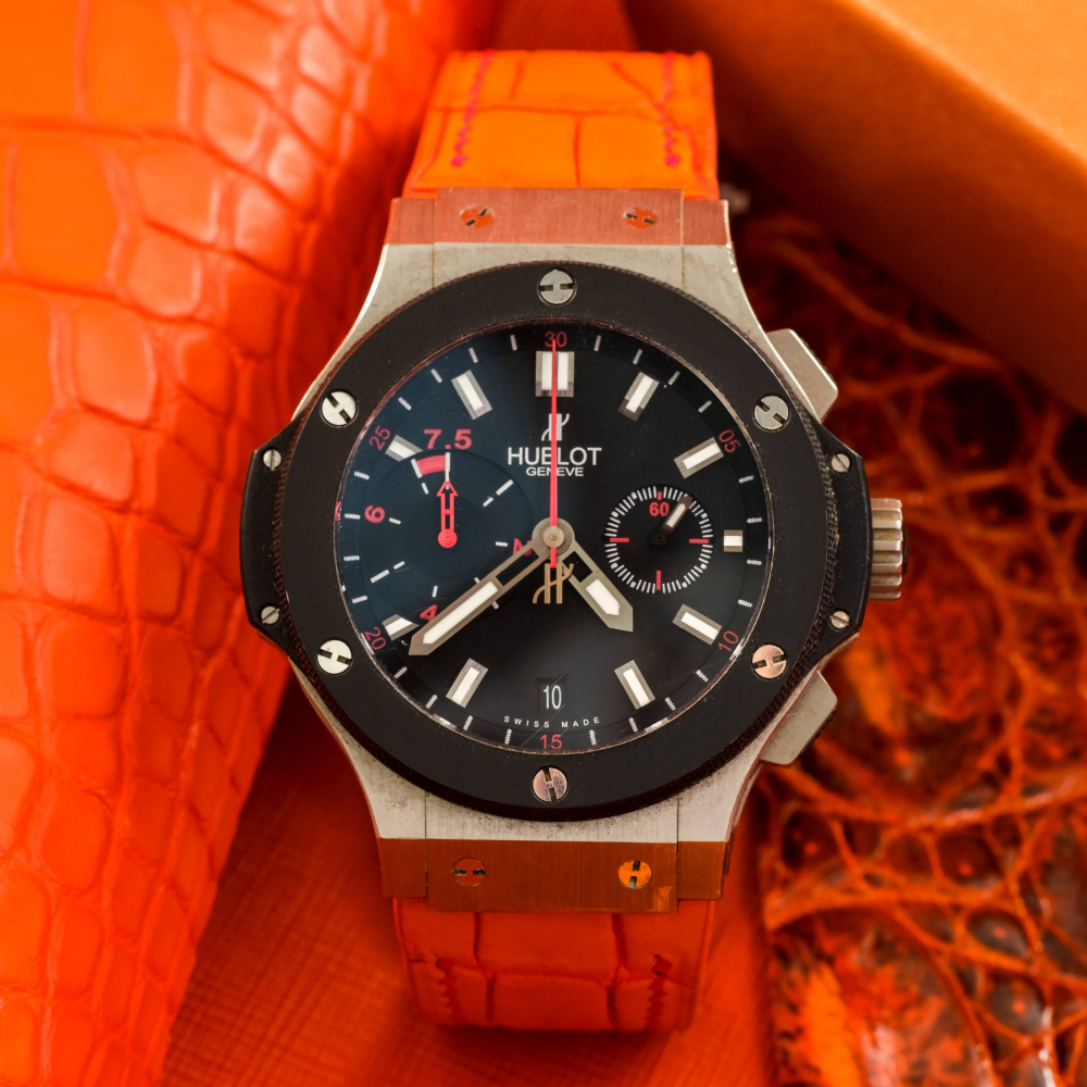 volcano-orange-alligator-leather-strap-for-Hublot-big-bang-chukker-watch.png