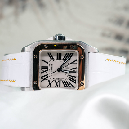 white-alligator-leather-srap-cartier-santos-100-on-watch.png