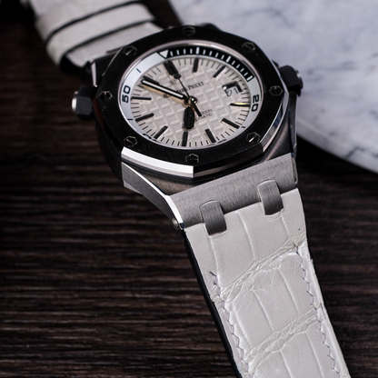 white-alligator-leather-strap-for-ap-royal-oak-shore-42mm-on-watch.png