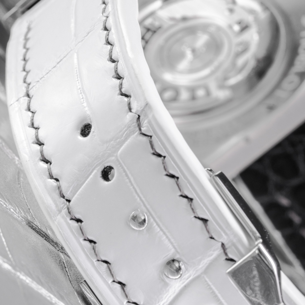 white-alligator-leather-strap-for-hublot-classic-fusion-stitching.png