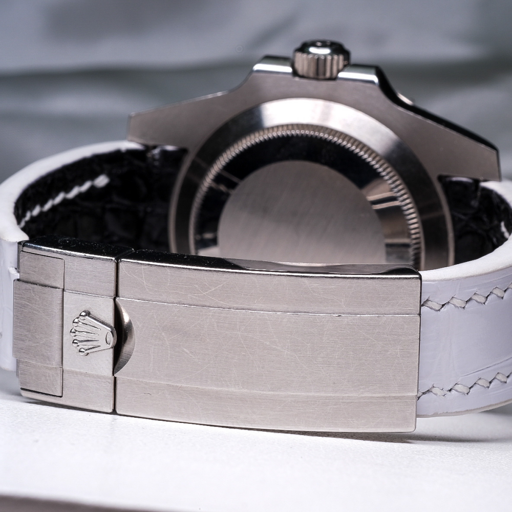 white-alligator-leather-strap-for-rolex-submariner-40mm-backside.png