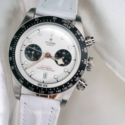 white-alligator-leather-strap-for-tudor-black-bay-watch.png