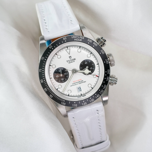 white-alligator-leather-strap-for-tudor-black-bay.png