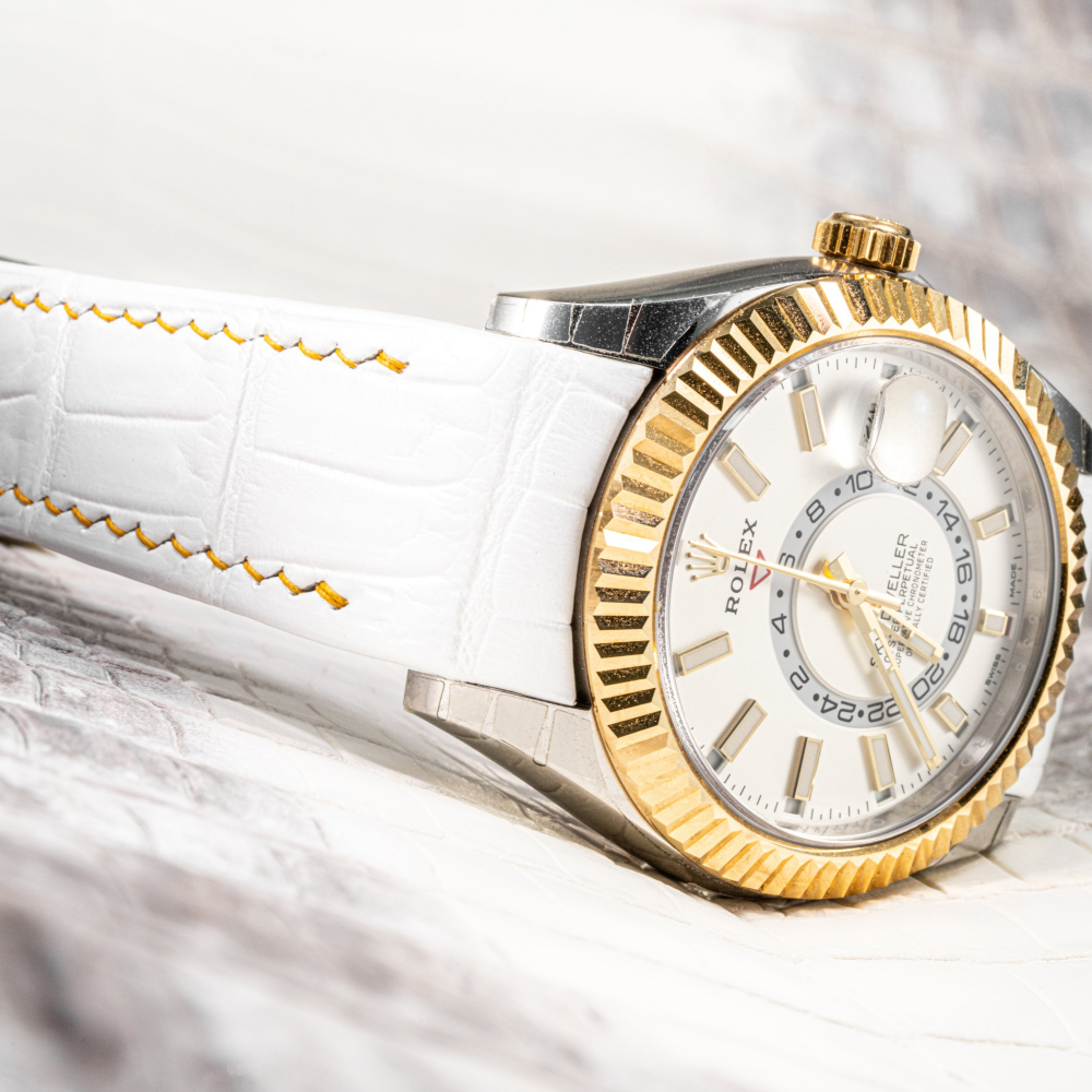 white-alligator-leather-watch-strap-for-Rolex-Sky-dweller-lug.png