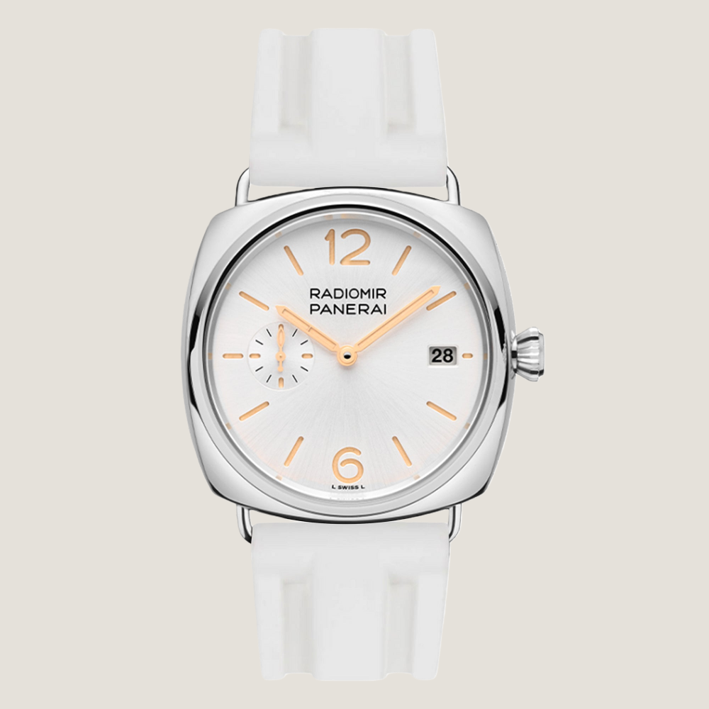 white-fkm-rubber-strap-for-Panerai-Radimir-on-Watch.png