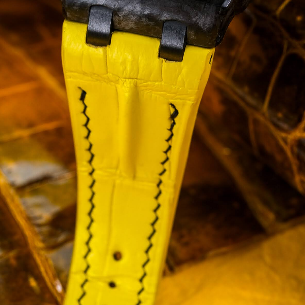 yellow-alligator-leather-strap-for-ap-royal-oak-shore-42mm-stitching.png