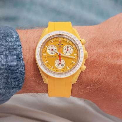 yellow-rubber-strap-for-omega-x-swatch-moonswatch-mission-to-Sun-on-hand.png