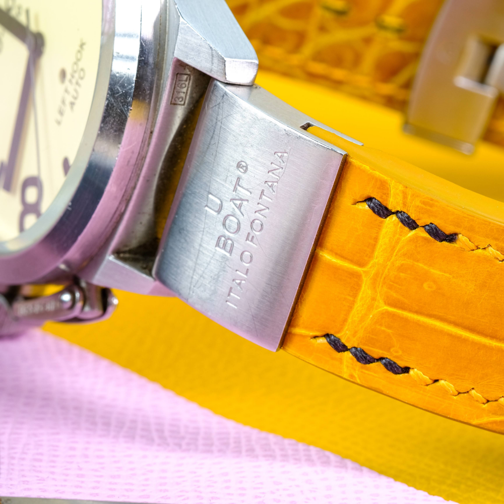 yolk-yellow-alligator-leather-strap-for-u-boat-classico-detail.png